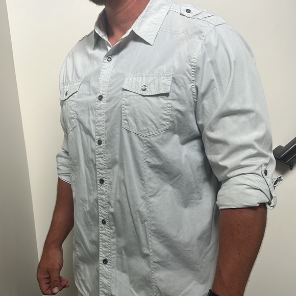 Long sleeve full button collared shirt - Picture 5 of 7